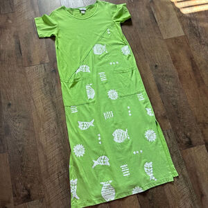 Women's Easy Apparel Green & White Fish Print Maxi Dress S